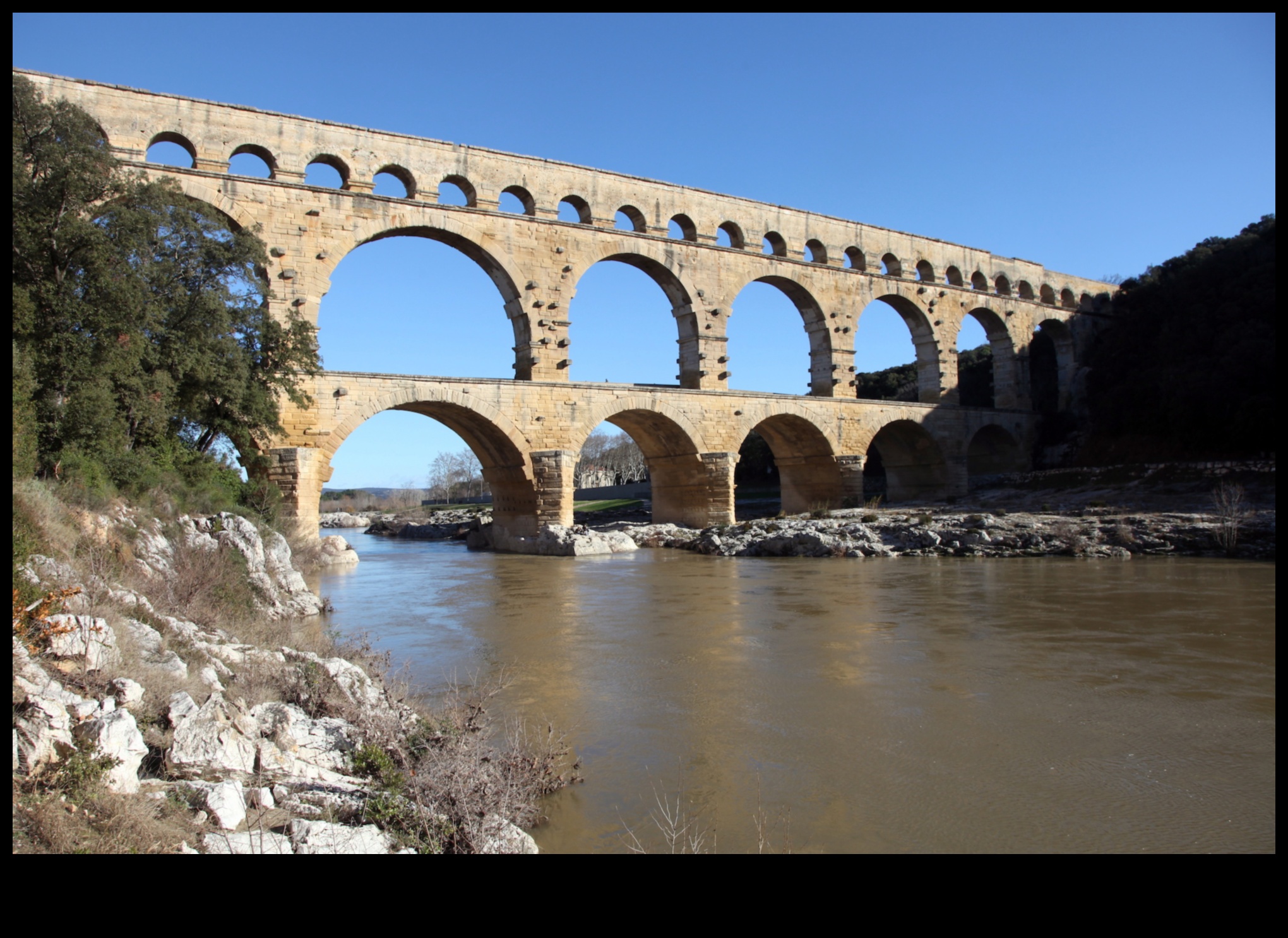 Arcade Aqueduct: Inginerie minunate în arhitectură romană