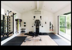 Home Gym Elegance Alegeri de echipamente de exerciții șic și funcționale pentru un spațiu elegant și primitor